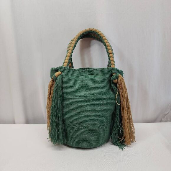 Wayuu Rapunzel Bag, Green & Tan Tassles Two Toned Braided Handel's Tote Bag - Picture 2 of 10